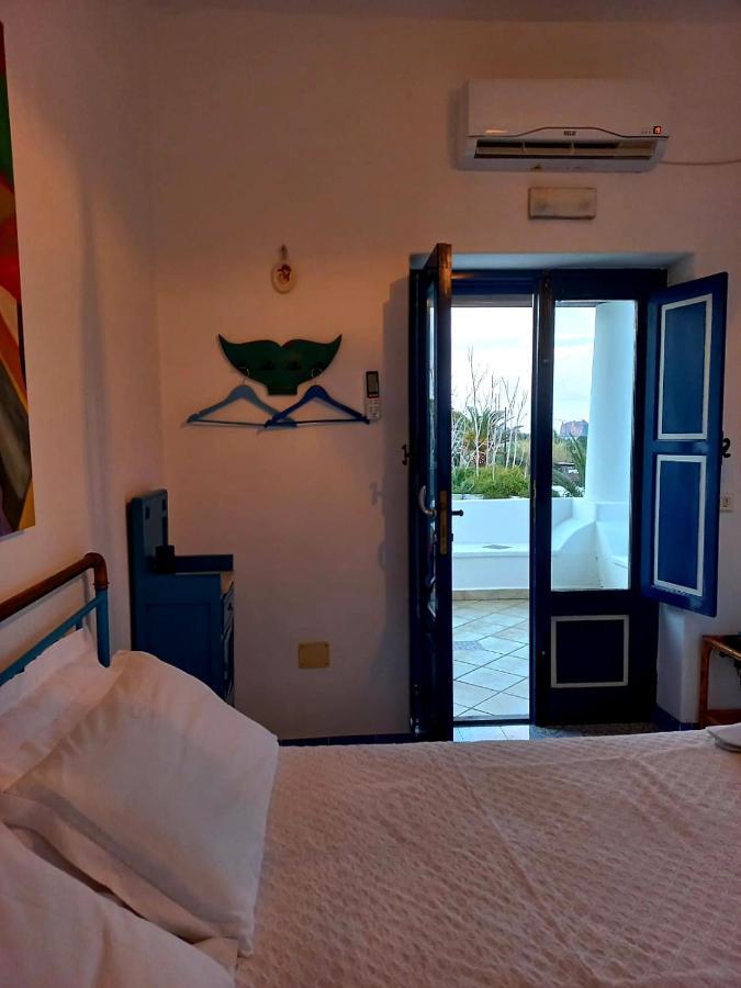 The Lighthouse Room Stromboli Exteriör bild