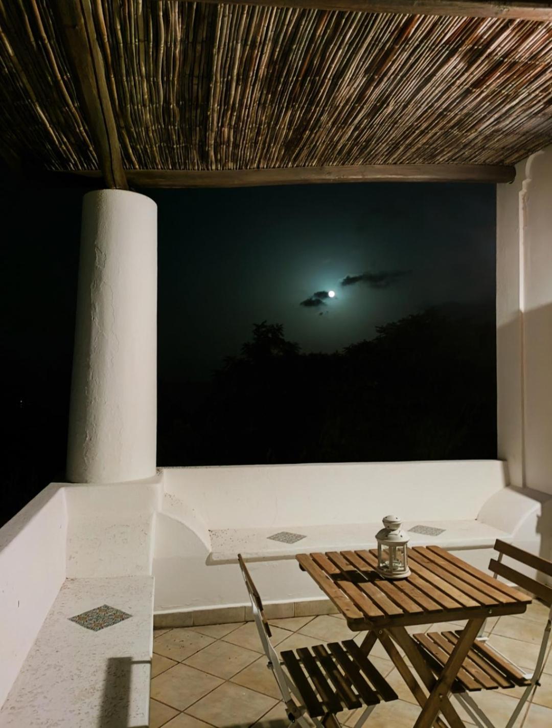 The Lighthouse Room Stromboli Rum bild